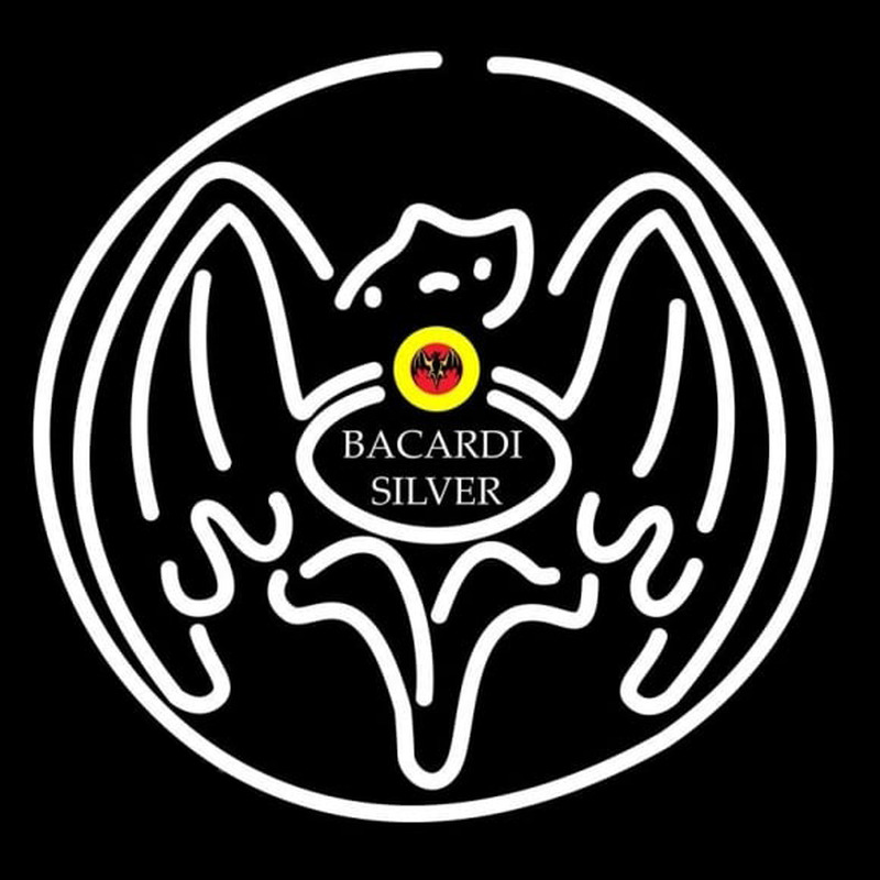 Bacardi Silver Bat Rum Sign Neon Skilt