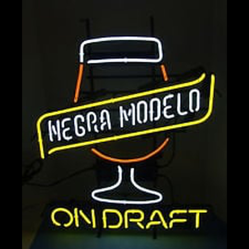 CERVEZA NEGRA MODELO ON DRAFT Neon Skilt