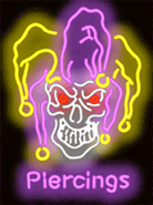 Jeaster Skull Piercing Neon Skilt