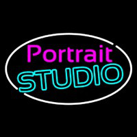 Oval Portrait Studio Neon Skilt