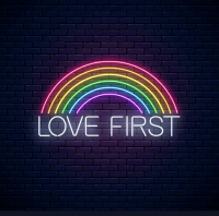 Rainbow love first Neon Skilt
