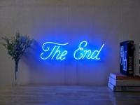 The End Neon Skilt